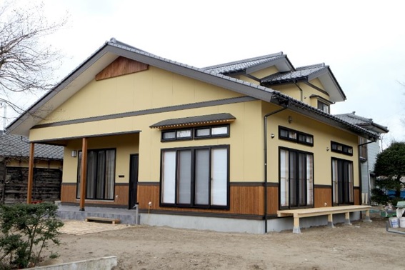 スーパーウッドステインを塗った住宅外壁